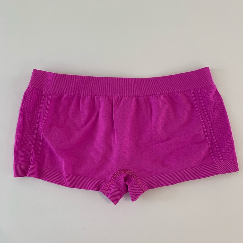 Ivivva underwear. UM-1.